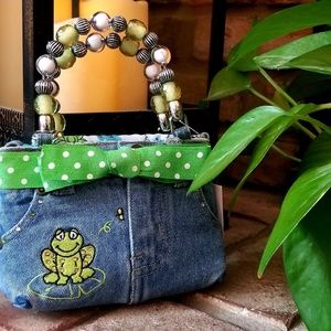 🐸Boutique frog lilly pad denim girls purse beaded